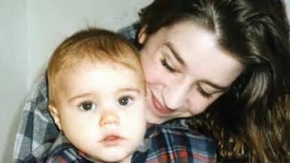 Elle a refusé d'avorter à 17 ans, aujourd'hui, 31 ans plus tard, son fils est mondialement célèbre, vous ne croiriez pas qui il est. Pattie Mallette